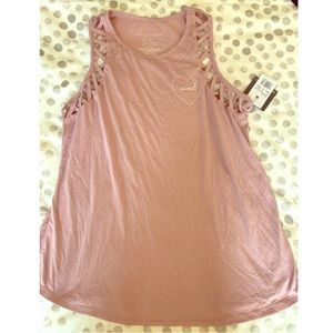 Mood heart graphic tank